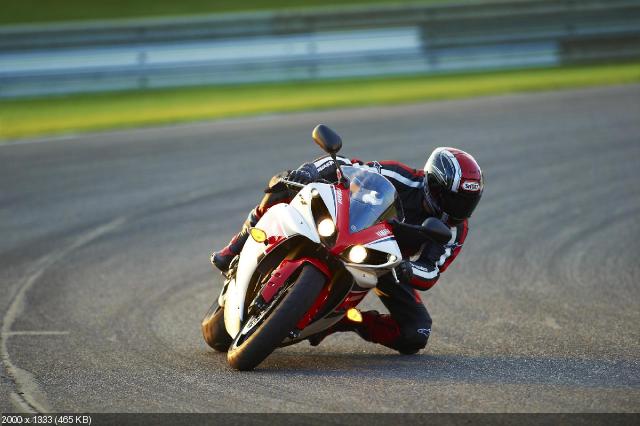 R1 2012 Yamaha YZF Racing